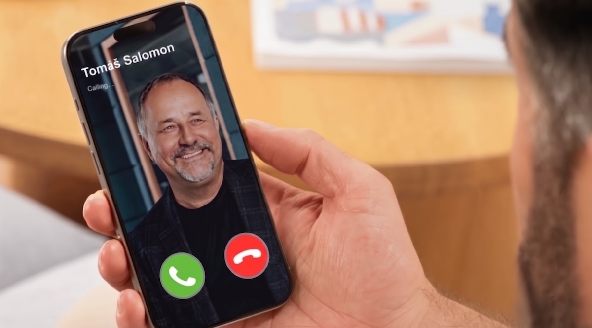 Personalized video call from CEO Tomáš Salomon